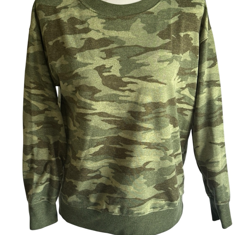 Splendid Olive Camouflage Unisex Military-Inspired Streetwear T-Shirt